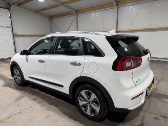 Kia Niro 1.6GDI Hybrid 77kWh DynamicLine picture 11