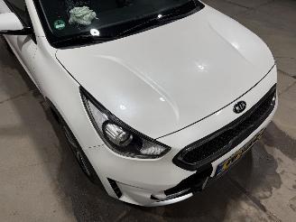 Kia Niro 1.6GDI Hybrid 77kWh DynamicLine picture 19