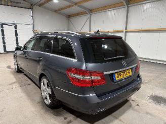Mercedes E-klasse 220CDI 125kW Automaat Business Class Avantgarde Luchtvering picture 12