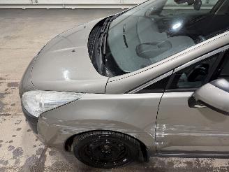 Peugeot 3008 1.6THP 115kW Clima Premiére picture 19