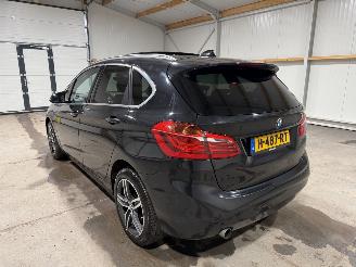 BMW 2-serie 218i 100kW Automaat Active Pano Tourer Executive picture 12