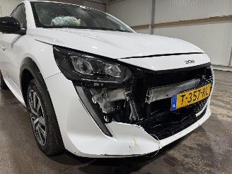 Peugeot e-208 50kWh 100kW Active Pack picture 22