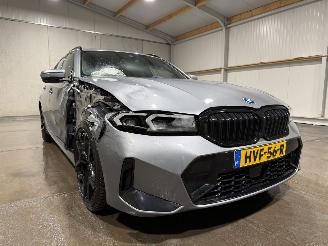 BMW 3-serie 330e 135kW Automaat Pano picture 22