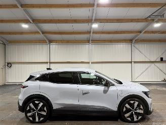 uszkodzony samochody osobowe Renault Mégane 60kWh 160kW Optimum Charge Techno 2023/6