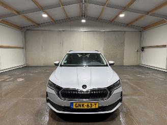 Skoda Octavia 1.5TSI MHEV 85kW Automaat Business Edition picture 4