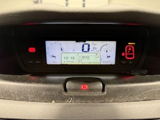 Citroën C4 PICASSO 1.8-16V 92kW Ambiance Pano picture 15