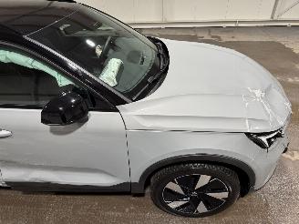 Volvo XC40 82kWh 185kW  Single Motor Extended Range Plus picture 18