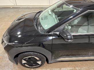 Kia EV3 58.3 kWh  150kW Plus picture 15