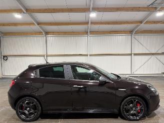 Unfallwagen Alfa Romeo Giulietta 1.4Turbo 125kW Multiair Super Leder 2017/8