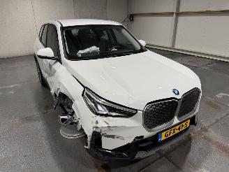 BMW iX1 67kWh 150kW eDrive20 Automaat picture 18