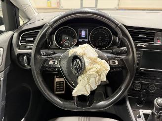 Volkswagen Golf 1.4TSI 92kW Connected Series picture 43