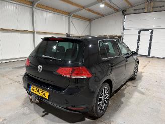 Volkswagen Golf 1.4TSI 92kW Connected Series picture 6