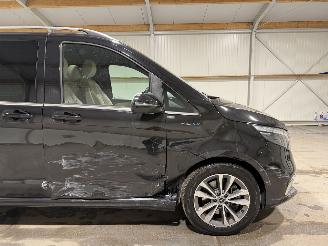 Mercedes EQV 300 90kWh 150kW Avantgarde Burmester Volleder picture 14