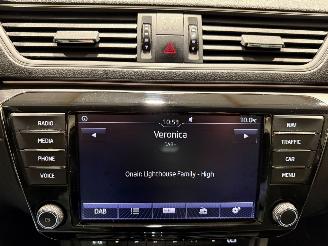 Skoda Superb 1.6TDI 88kW Automaat Style Business picture 17