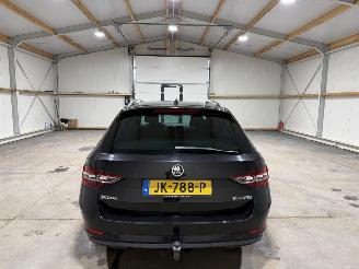 Skoda Superb 1.6TDI 88kW Automaat Style Business picture 7