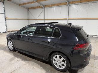 Volkswagen Golf 1.5 eTSI 110kW Aut  R-Line Pano picture 11