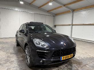 Porsche Macan S 3.0D 190kW Automaat Pano picture 3