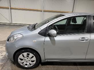 Toyota Yaris 1.3VVTi 64kW Automaat Airco Sol MMT picture 13