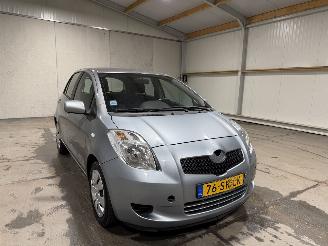 Toyota Yaris 1.3VVTi 64kW Automaat Airco Sol MMT picture 3