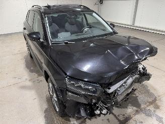 Skoda Karoq 1.5TSI 110kW ACT Business Edition Pano picture 19