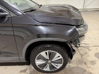 Skoda Karoq 1.5TSI 110kW ACT Business Edition Pano picture 16