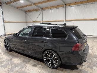 BMW 3-serie 330d 3.0 180kW Automaat Pano Leder picture 11