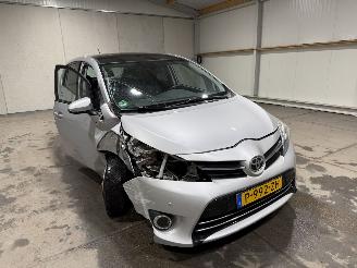 Toyota Verso 1.8VVT-i 108kW Automaat Dynamic Business picture 3