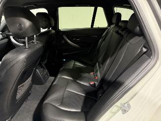 BMW 3-serie 330i 185kW Automaat High Executive picture 27