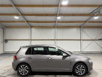 krockskadad bil auto Volkswagen Golf 1.0TSI 85kW Comfortline 2015/10