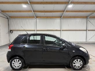 krockskadad bil auto Toyota Yaris 1.0VVTi 51kW Acces Airco 2011/3