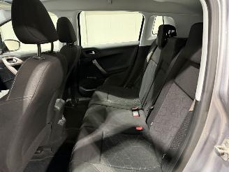 Peugeot 2008 1.2PureTech 60kW Automaat Pano Active picture 23