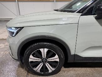 Volvo XC40 70kWh 170kW Recharge Ultimate Pano picture 15