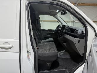 Volkswagen Transporter 2.0TDI 81kW L2H1 2xSchuifdeur Navi picture 13