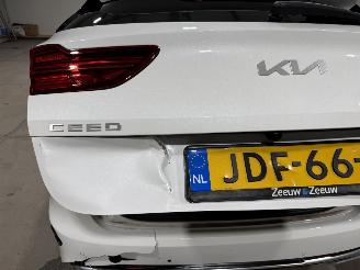 Kia Ceed 1.5T-GDI 103kW Automaat Pano GT-Plusline picture 34