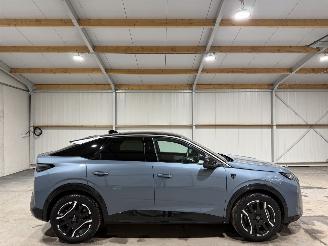 Damaged car Peugeot e-3008 73kWh 157kWh GT Avantage 210 2025/2