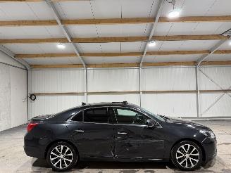 Damaged car Chevrolet Malibu 2.0 113kW Automaat Schuifkantel Camera Navi Volleder 2013/6