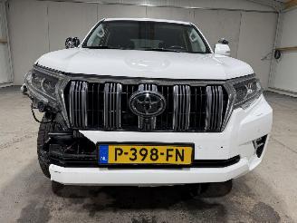 Toyota Landcruiser 2.8D-4D 150kW 5 .P Automaat Professional 5-Persoons picture 23