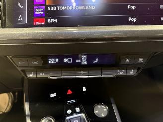 Audi Q4 E-Tron 45 82kWh 210kW Quattro S Edition Pano picture 34