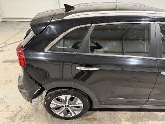 Kia e-Niro 64kWh 150kW Automaat Dynamicline picture 35
