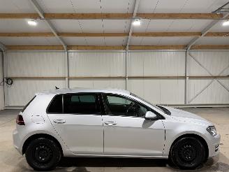 krockskadad bil auto Volkswagen Golf 1.6TDI 81kW Clima Connected Series 2016/11