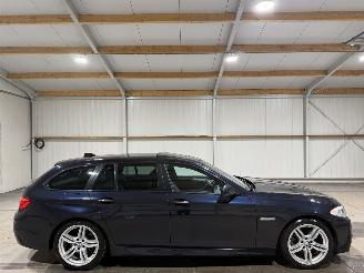 Damaged car BMW 5-serie 520i 135kW Automaat High Executive M Sport Pano 2013/5
