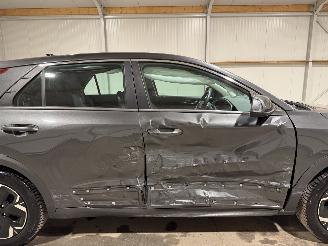 Kia Niro 64.8kWh 150kW Comfortline EV picture 20