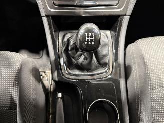 Ford Mondeo 2.0 16V 107kW Limited picture 18