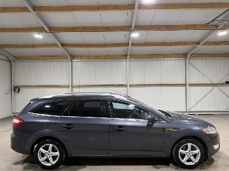 Damaged car Ford Mondeo 2.0 16V 107kW Limited 2010/9