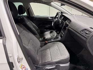 Volkswagen Golf 1.6TDI 85kW Clima Navi Comfortline picture 23