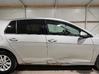 Volkswagen Golf 1.2TSI 77kW Clima Navi Camera  Highline picture 31