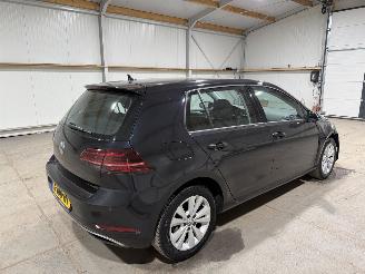 Volkswagen Golf 1.0TSI 85kW Clima Comfortline Business picture 5