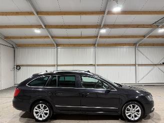 Unfallwagen Skoda Superb 2.0TDI 103kW Automaat Pano Elegance Business 2014/5