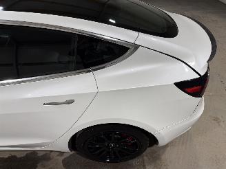 Tesla Model 3 75kWh 340kW AWD Performance picture 17