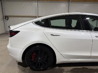 Tesla Model 3 75kWh 340kW AWD Performance picture 14